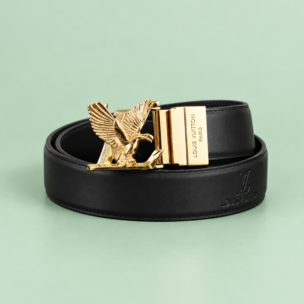 Black belt aur eagle buckle ka front-side angle